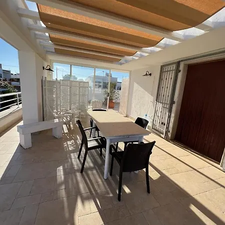 Casa Carlucci דירה *